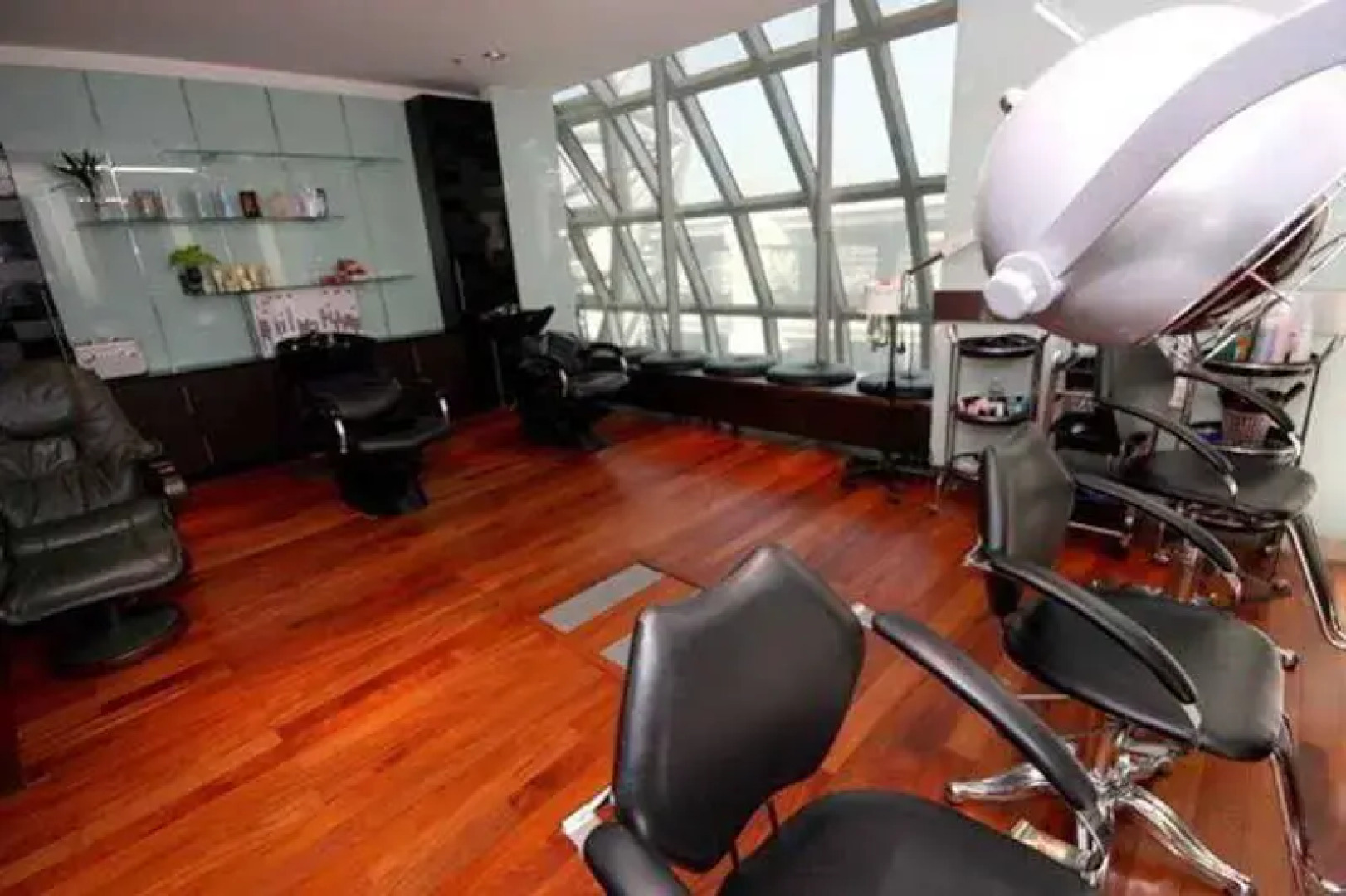 Miracle Transit Hotel