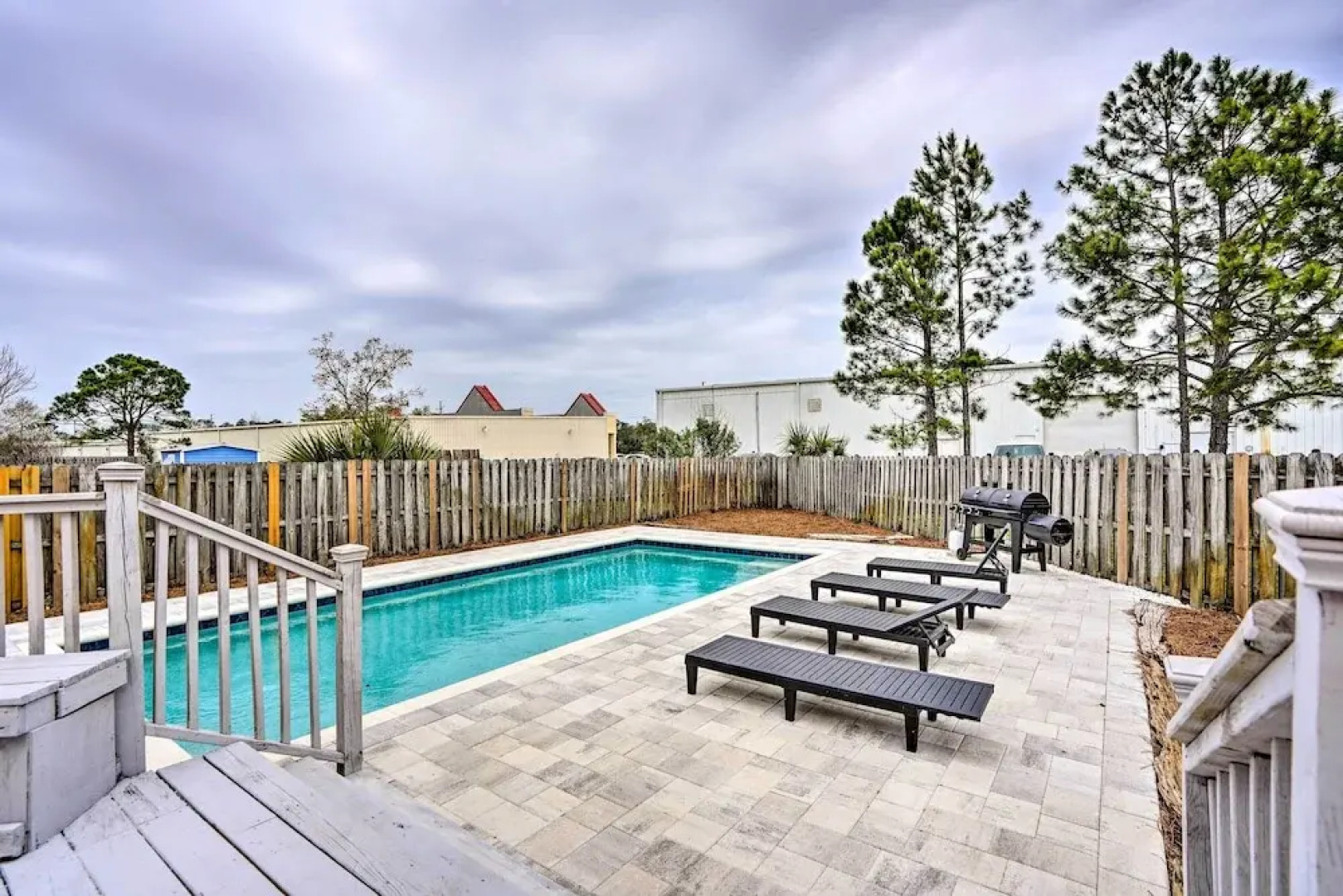 Amazing PCB Villa: Private Pool & Lounge Space