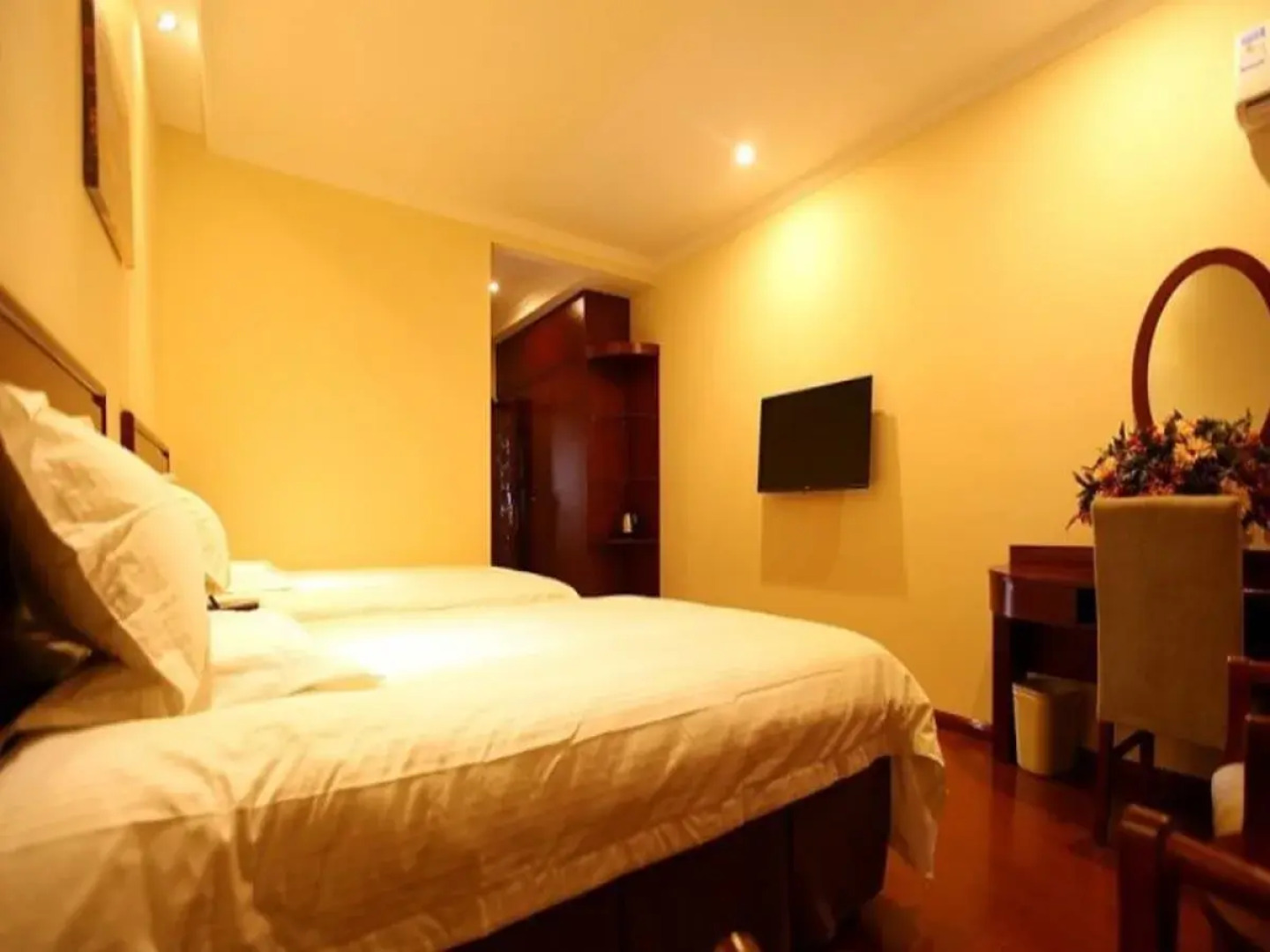 GreenTree Inn Neimenggu Tongliao Railway Station Jianguo Road Express Hotel