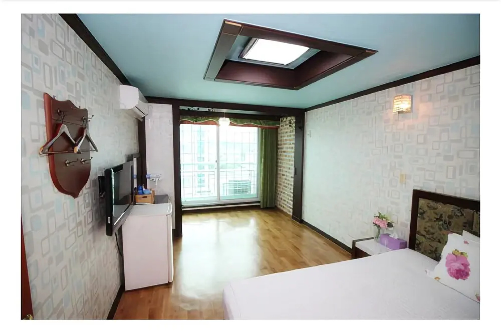 Naksan Seashore Contel