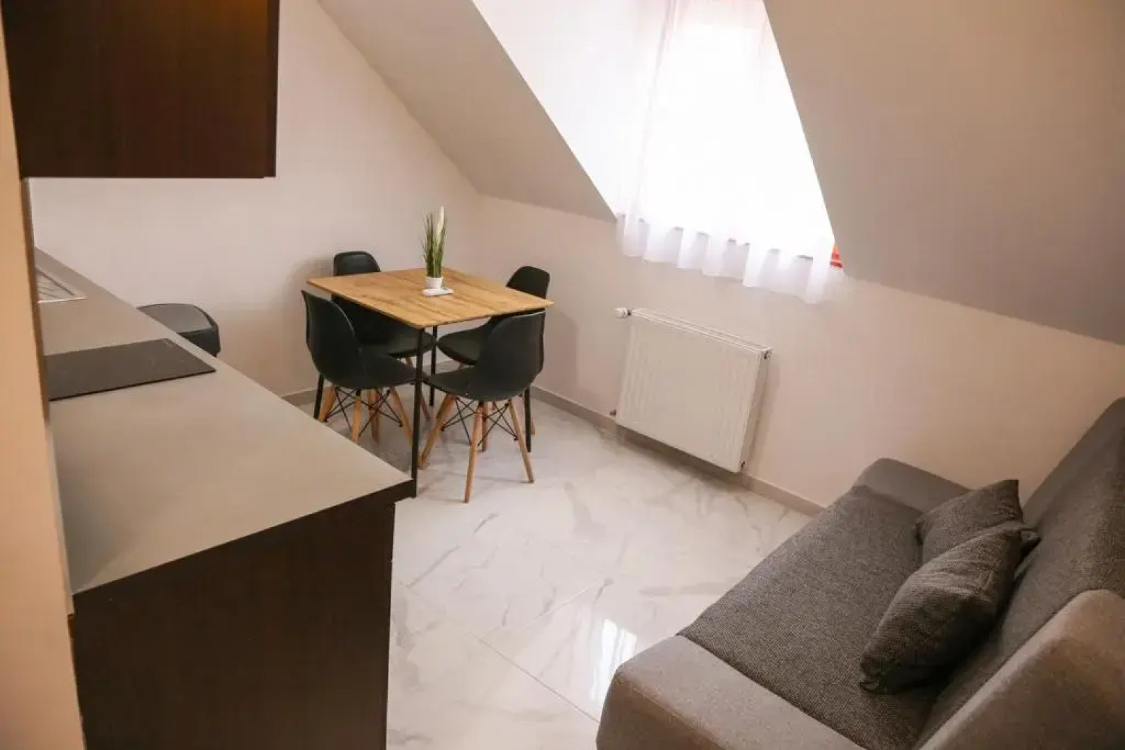 Família Apartmanház