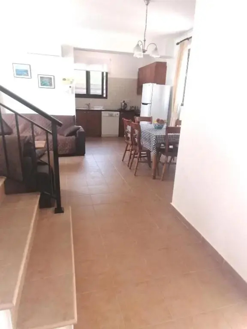 Spacious 3 bedroom villa private pool