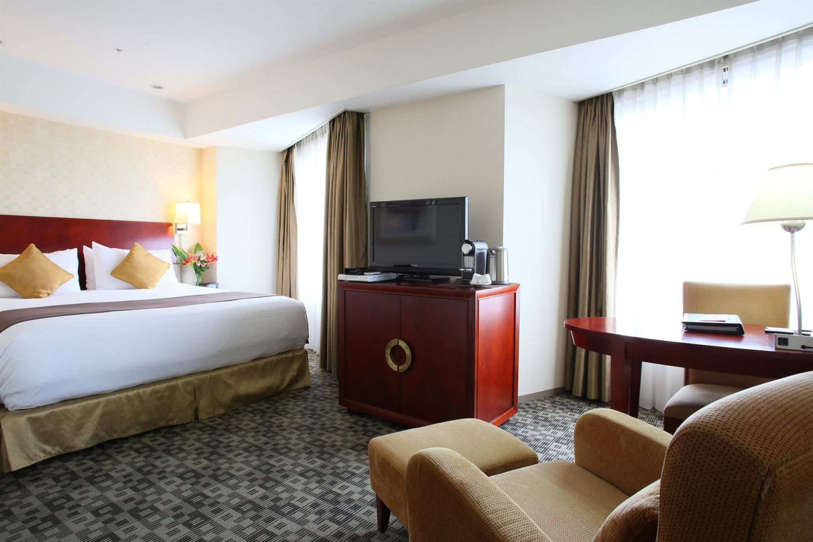 International Resort Hotel Yurakujo