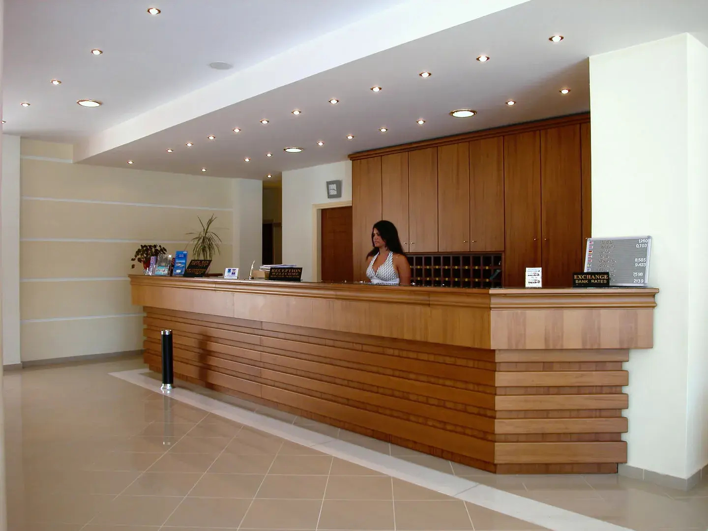 Nontas Aparthotel
