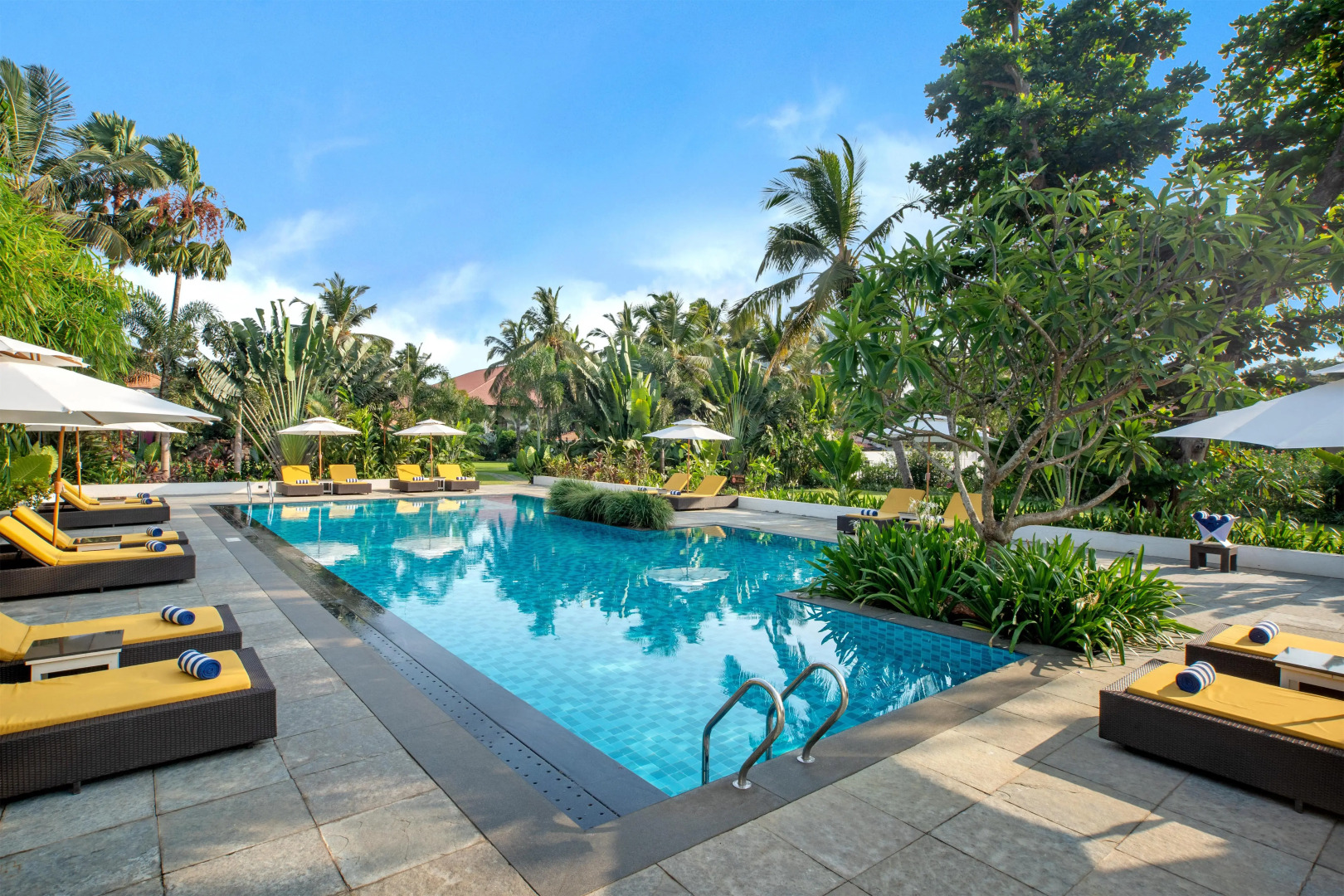 Radisson Blu Resort Goa Cavelossim Beach