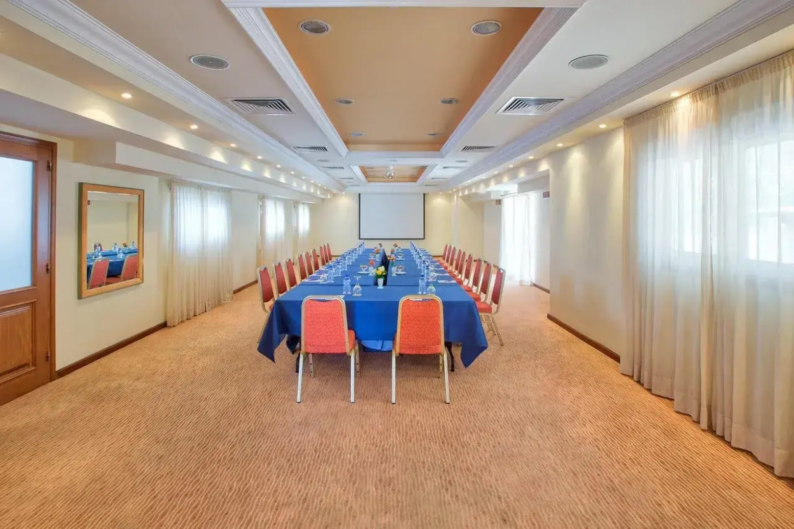 Lordos Beach Hotel & Spa