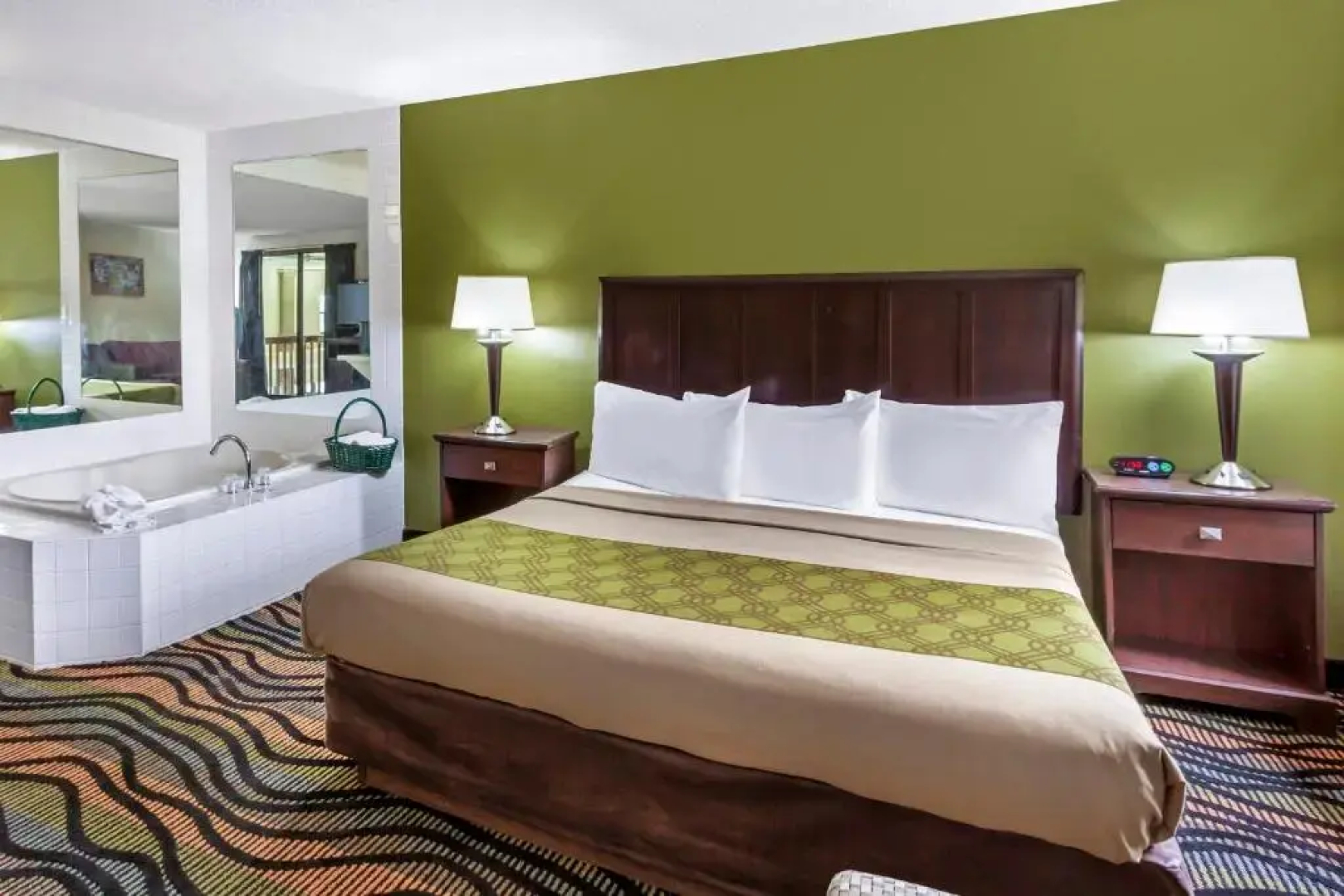 Riverview Inn & Suites of Oconto