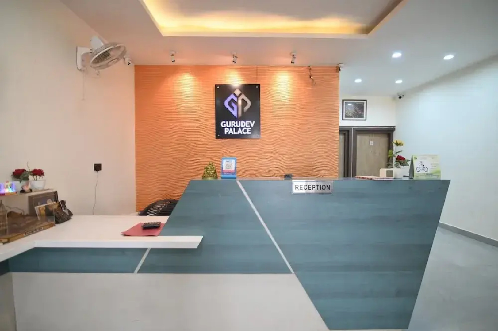 Hotel Gurudev Palace