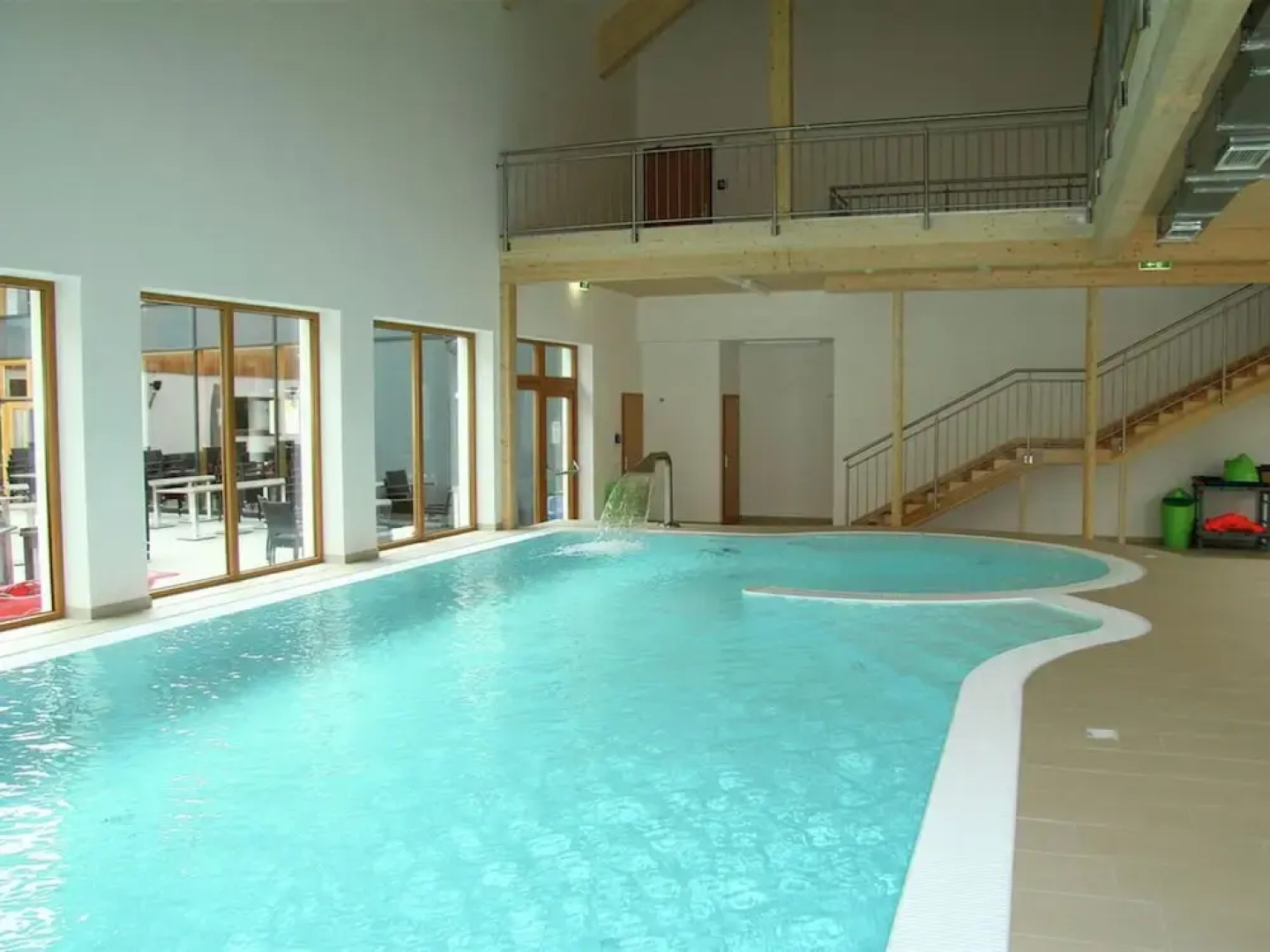 Luxurious Chalet in Obertraun With Pool