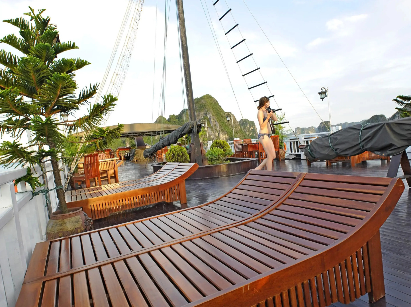 Halong Victory Cruise