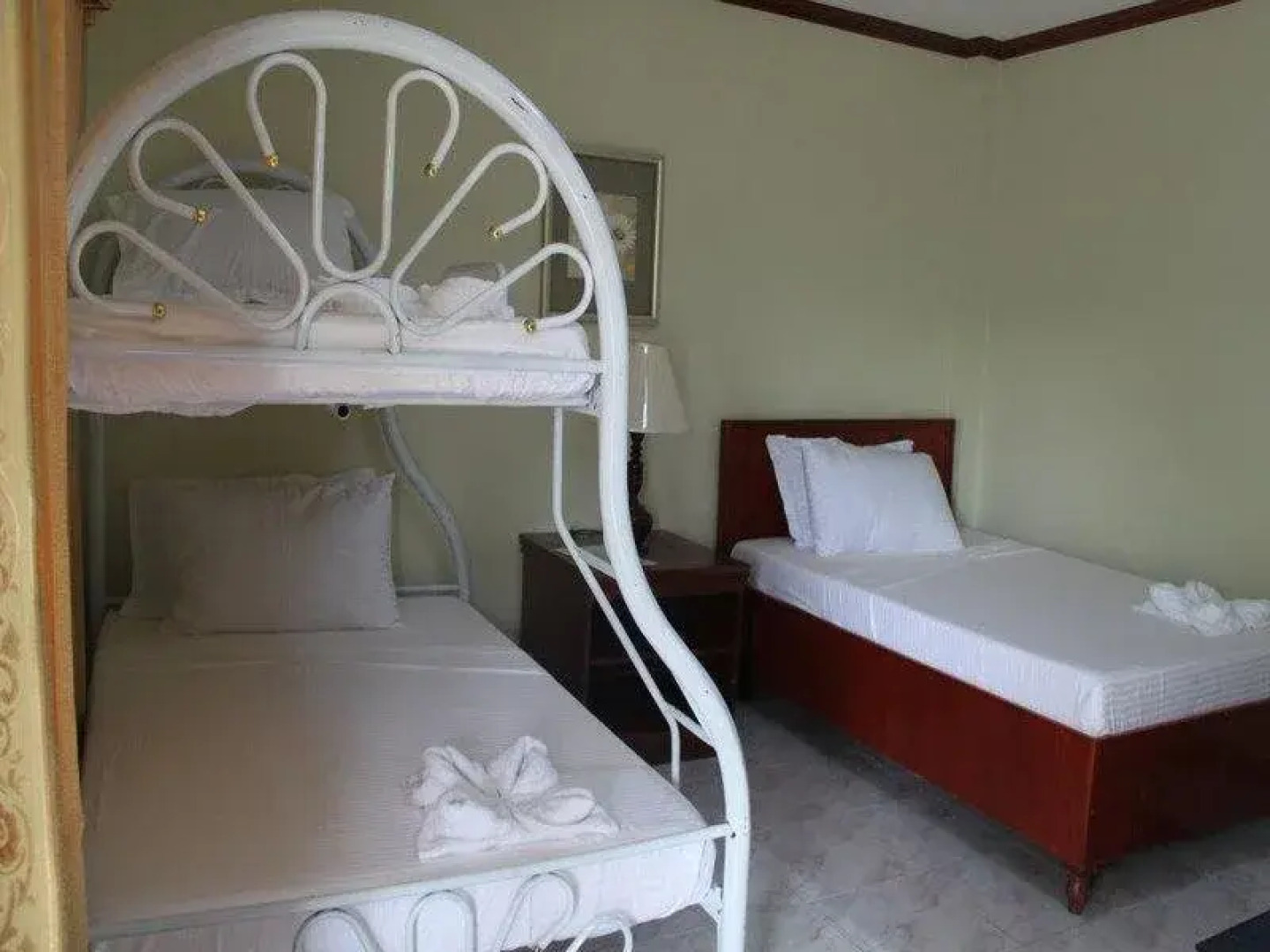 La Vista Hotel & Beach Resort