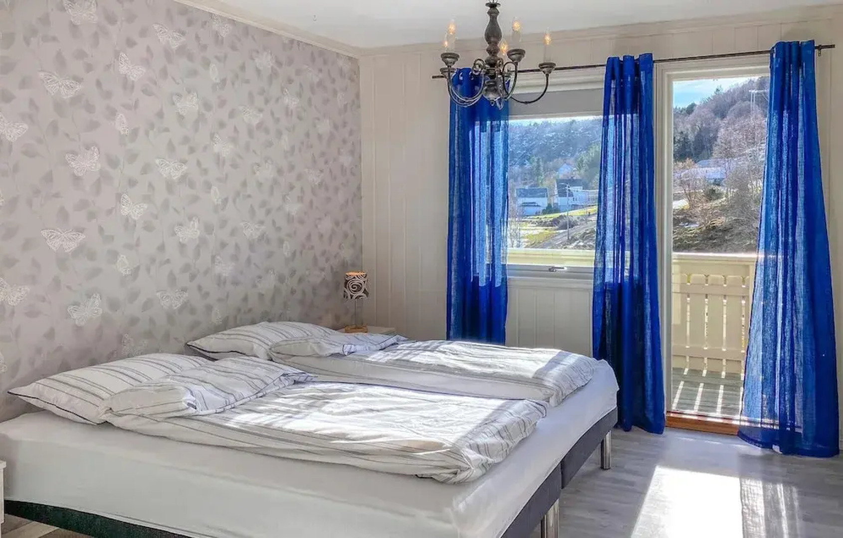 Nice Apartment in Ellingsøy With Wifi and 1 Bedrooms