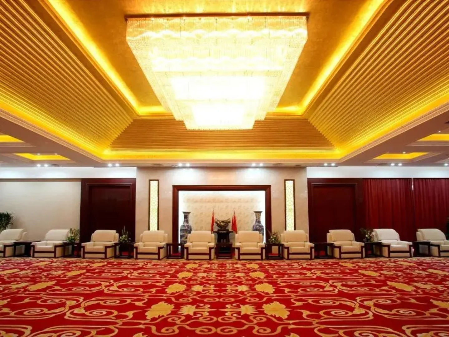 Wanfu International Hotel