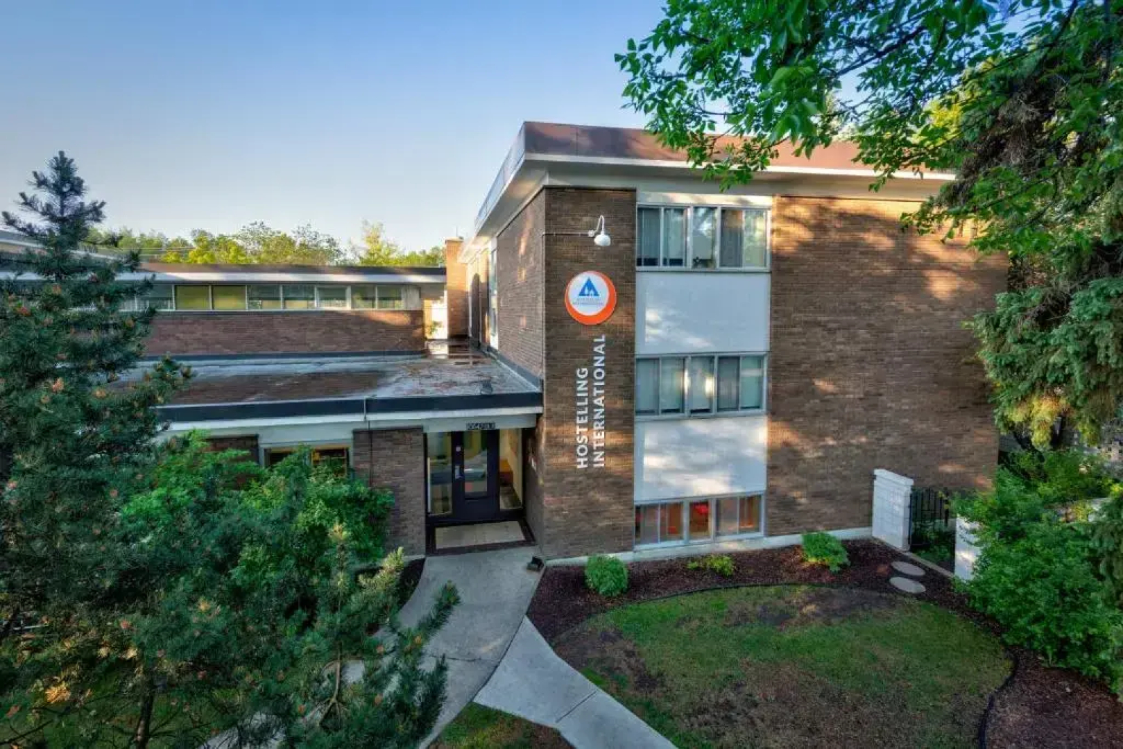 Hostelling International Edmonton