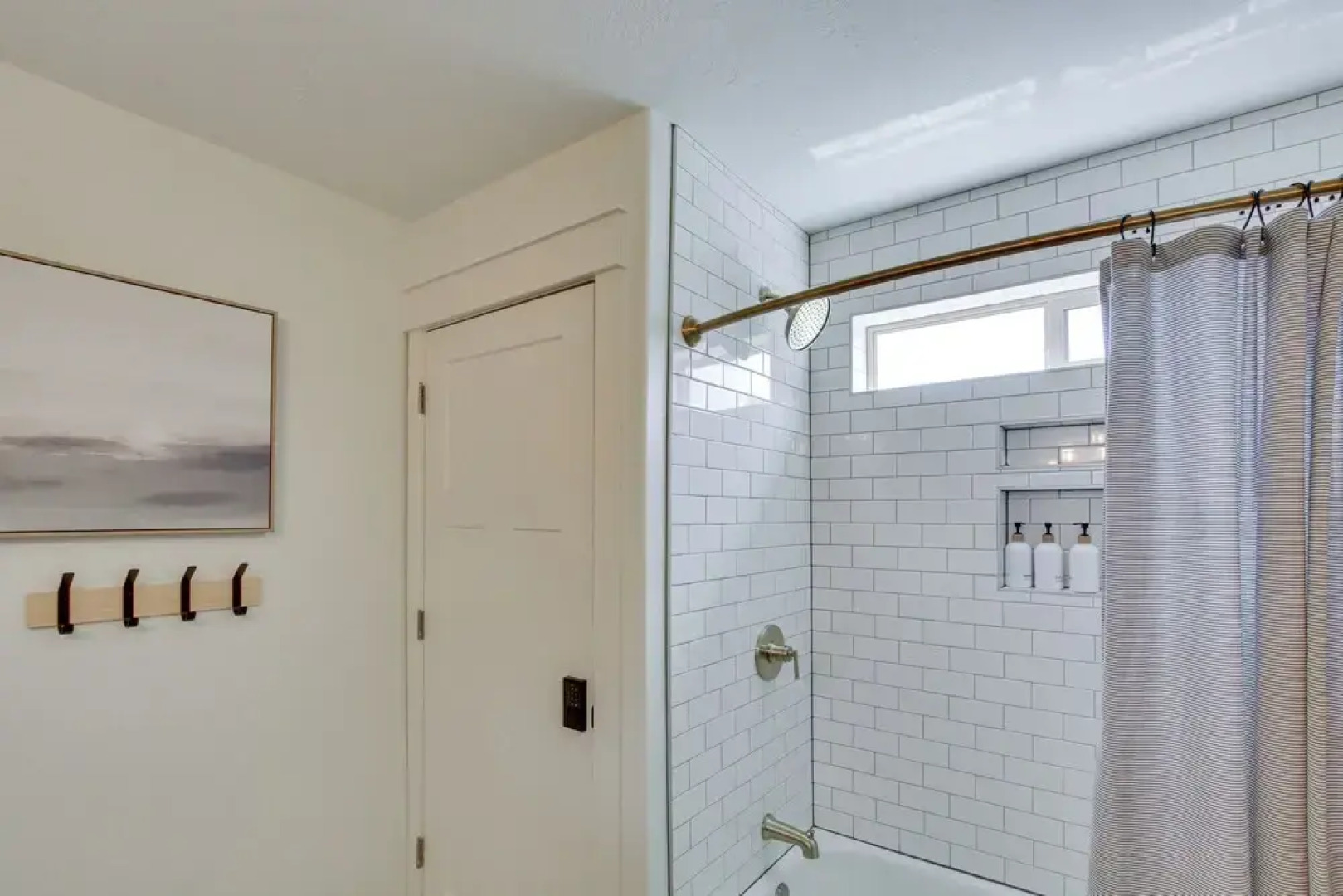 Spacious Utah Home w/ Hot Tub < 1 Mi to Bear Lake!