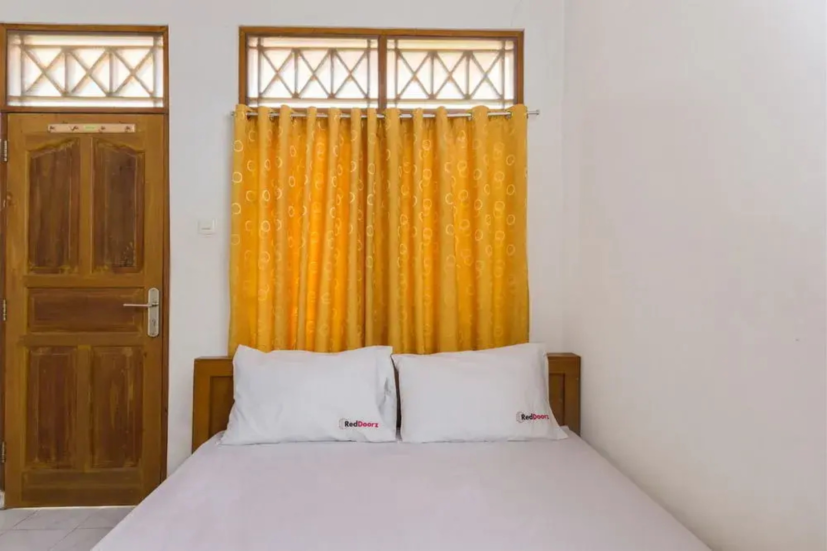 RedDoorz @ Raya Kubu Anyar