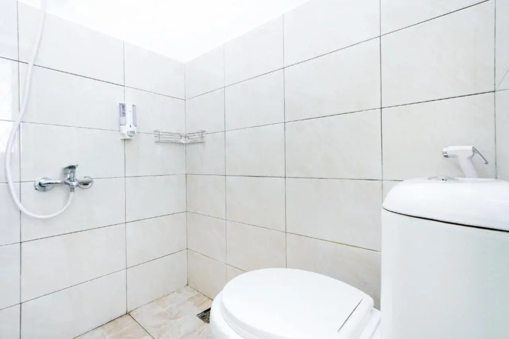 OYO 2975 House Of Mahira Syariah