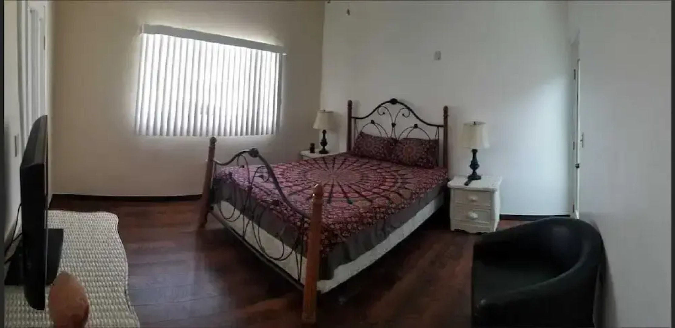 De Alamo Hostile - Hostel