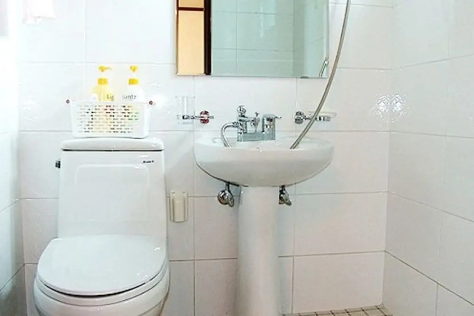 Taean Log House Pension