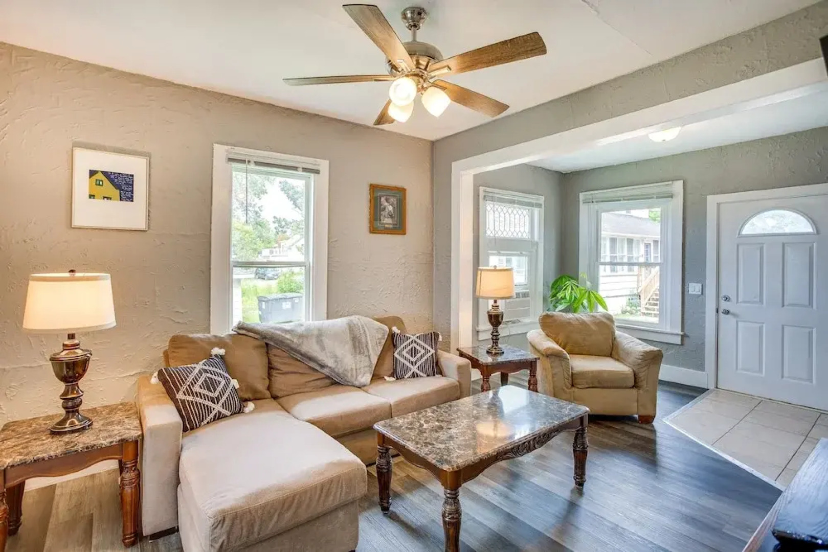 Lakefront Mound Vacation Rental w/ Fire Pit Access