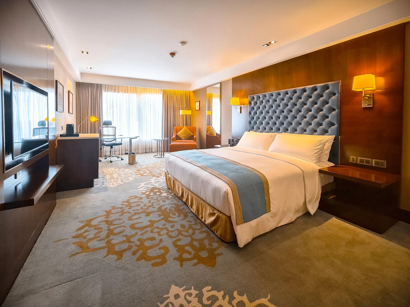 Holiday Inn Dhaka City Centre by IHG