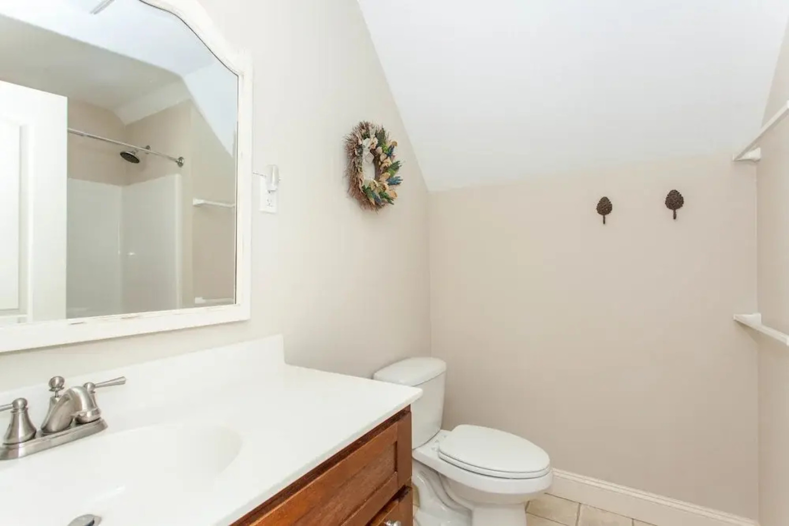 199 Atkins Loop Home 5 Bedrooms 3.5 Bathrooms Home