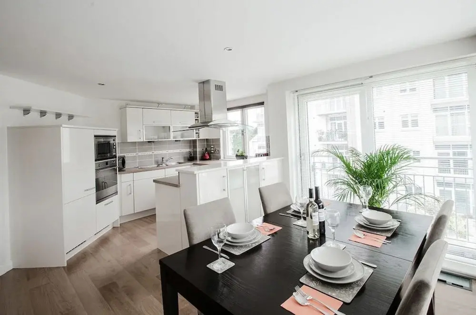 Orange Apartments Kepplestone