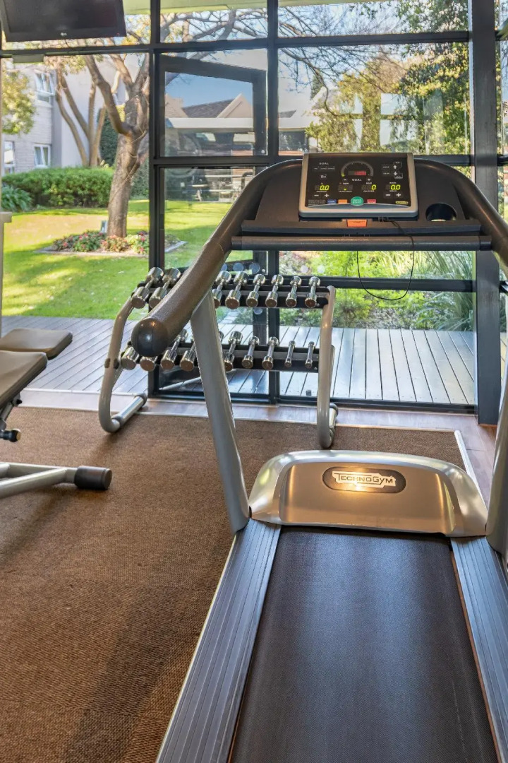 City Lodge Johannesburg Airport, Barbara Road