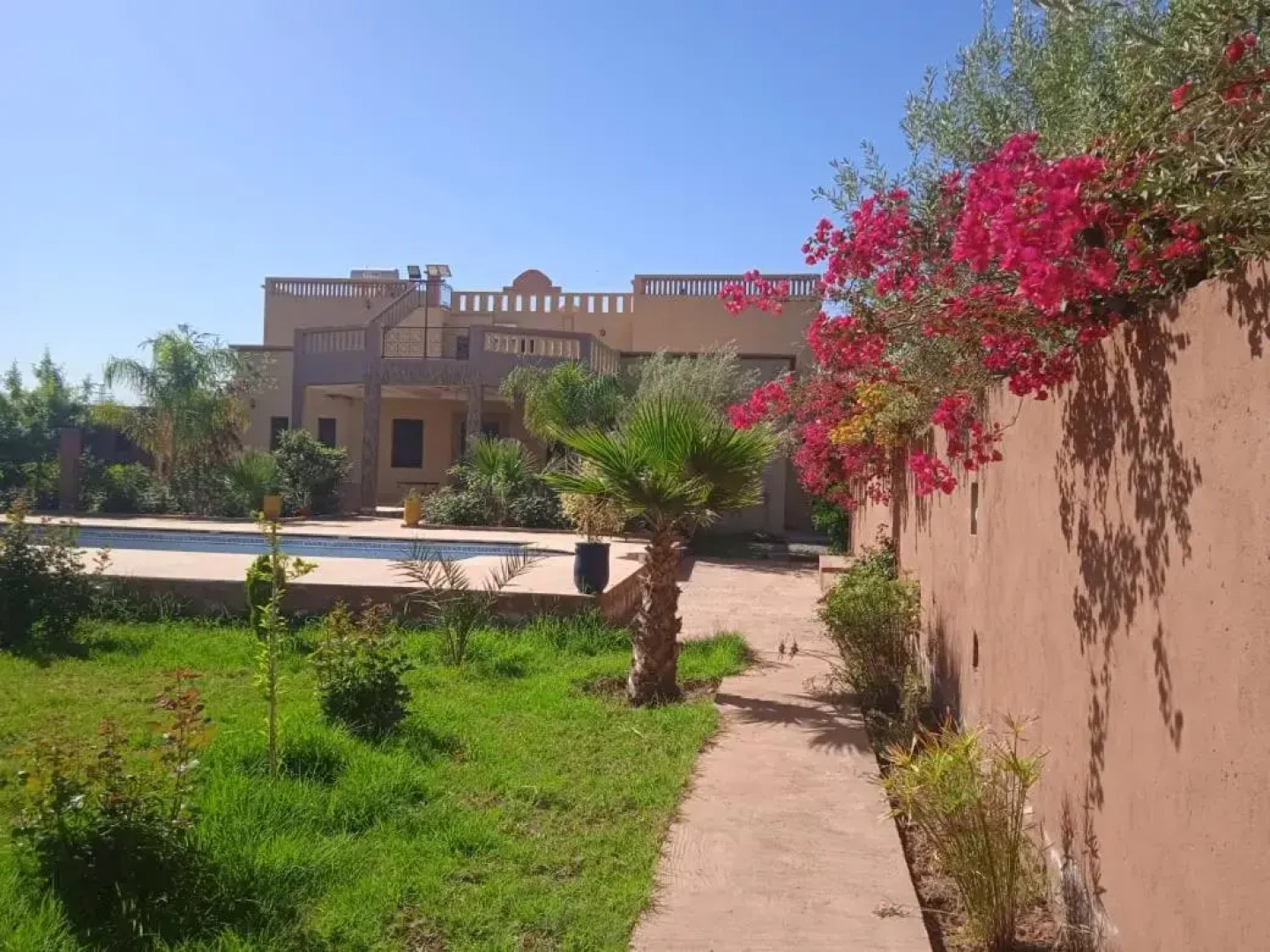 Villa Chouiter Center