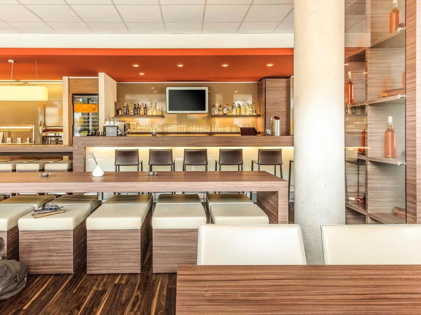 Hotel ibis Friedrichshafen Airport Messe