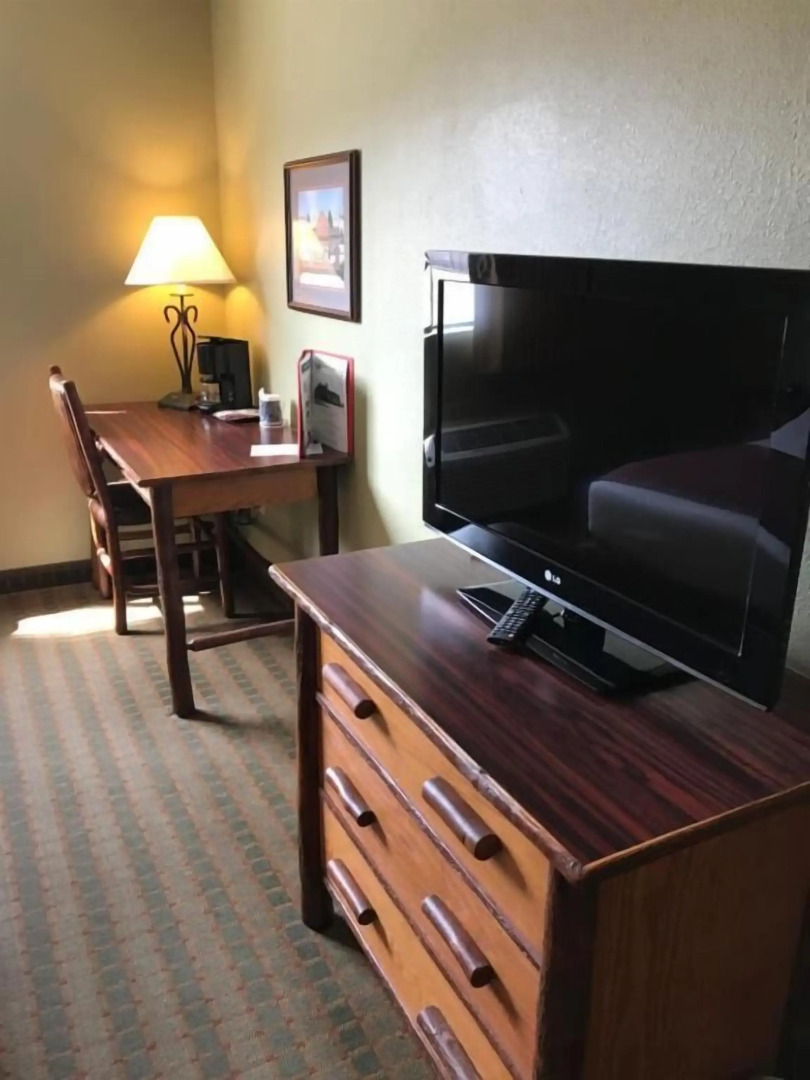 Santas Lodge and Resort