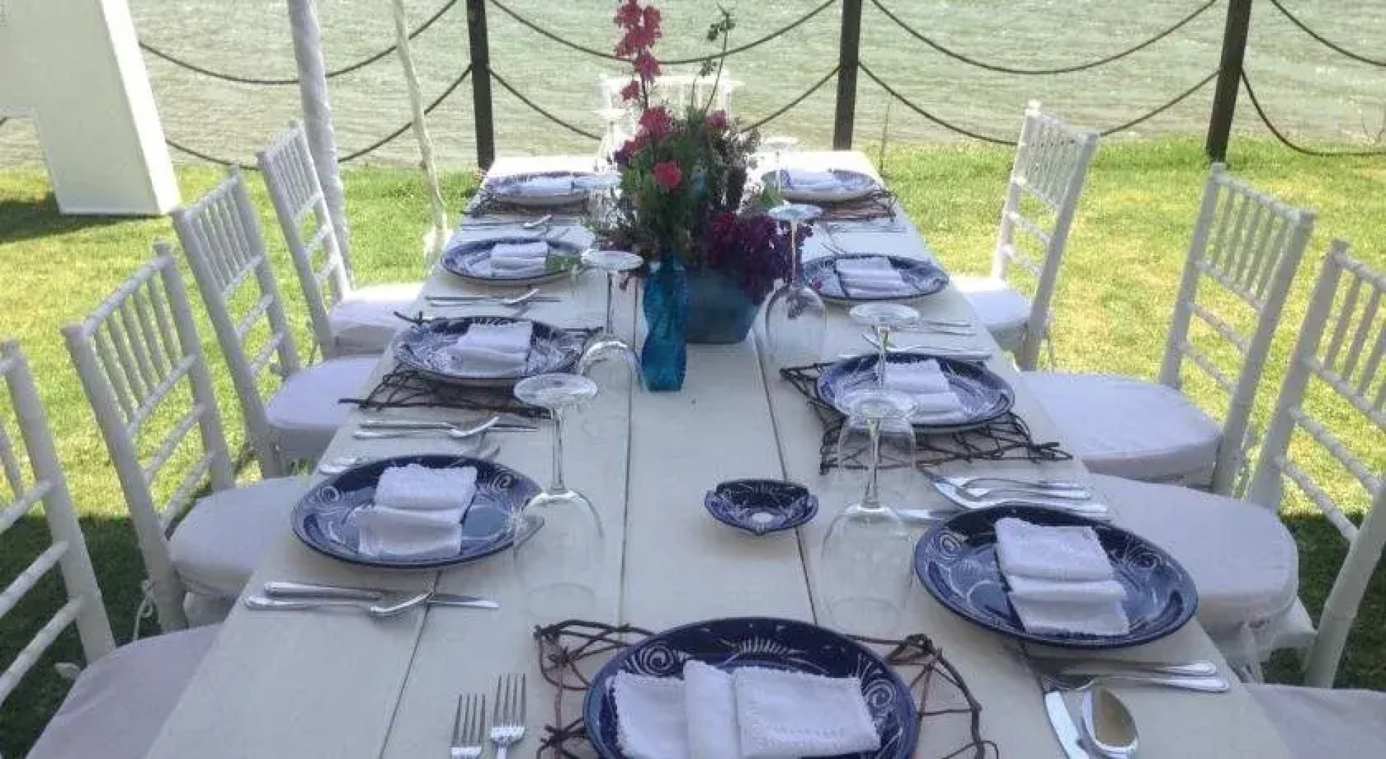 Hotel Brisas del Lago