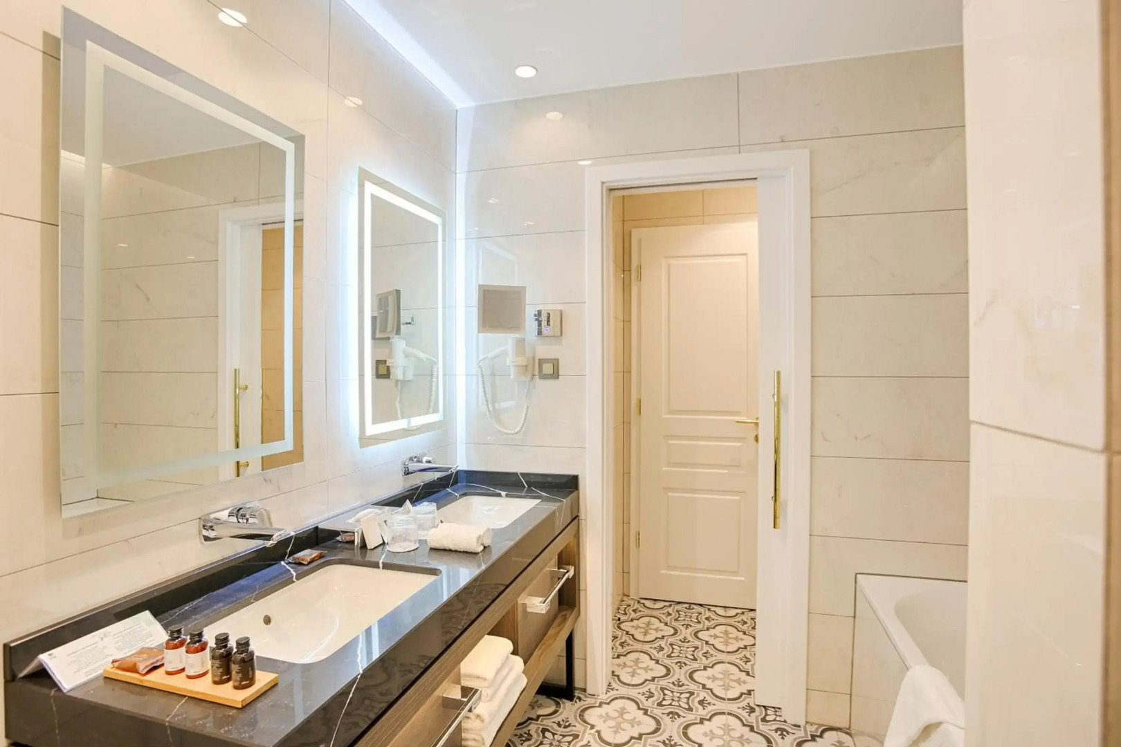 Ensana Thermia Palace