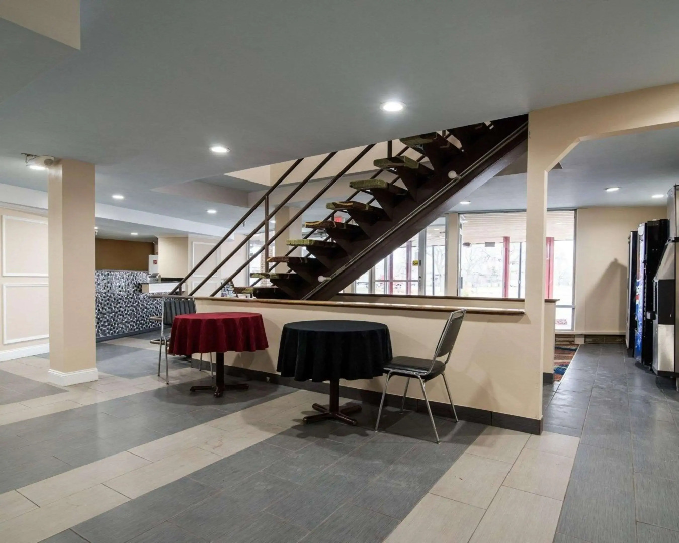 Rodeway Inn Syracuse Carrier Circle