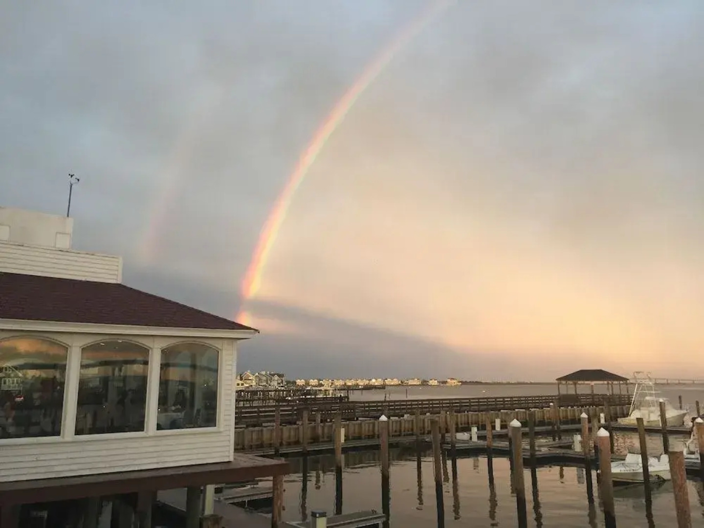 Tavern on the Bay Hotel & Marina