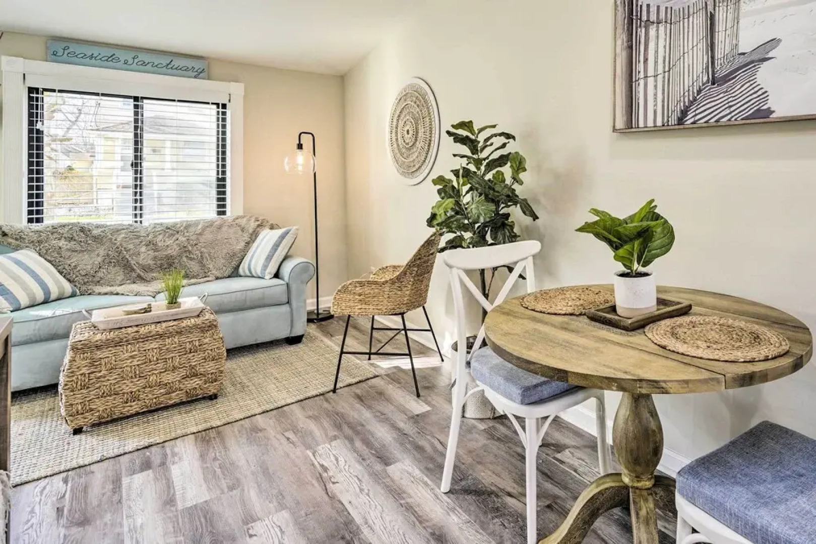 Belmar Cottage w/ Deck & Fire Pit!