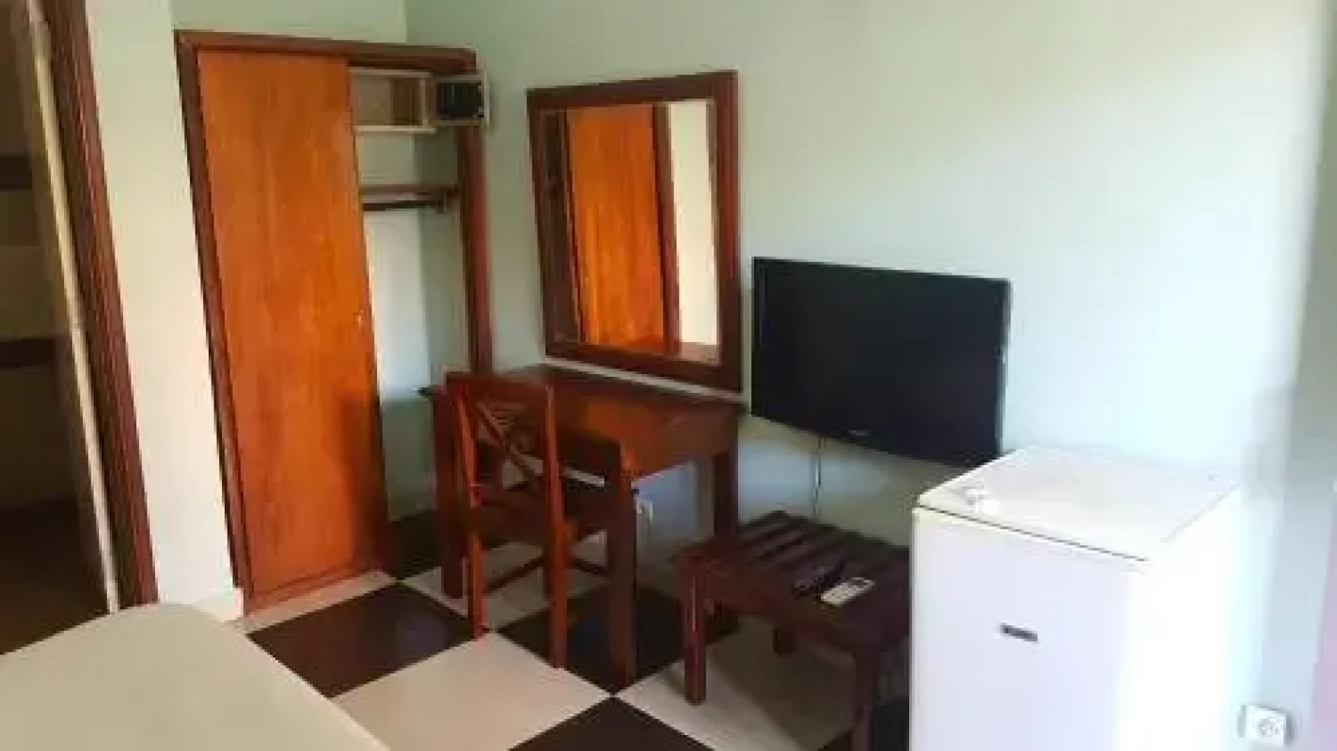 Le Petit Chalet Hotel