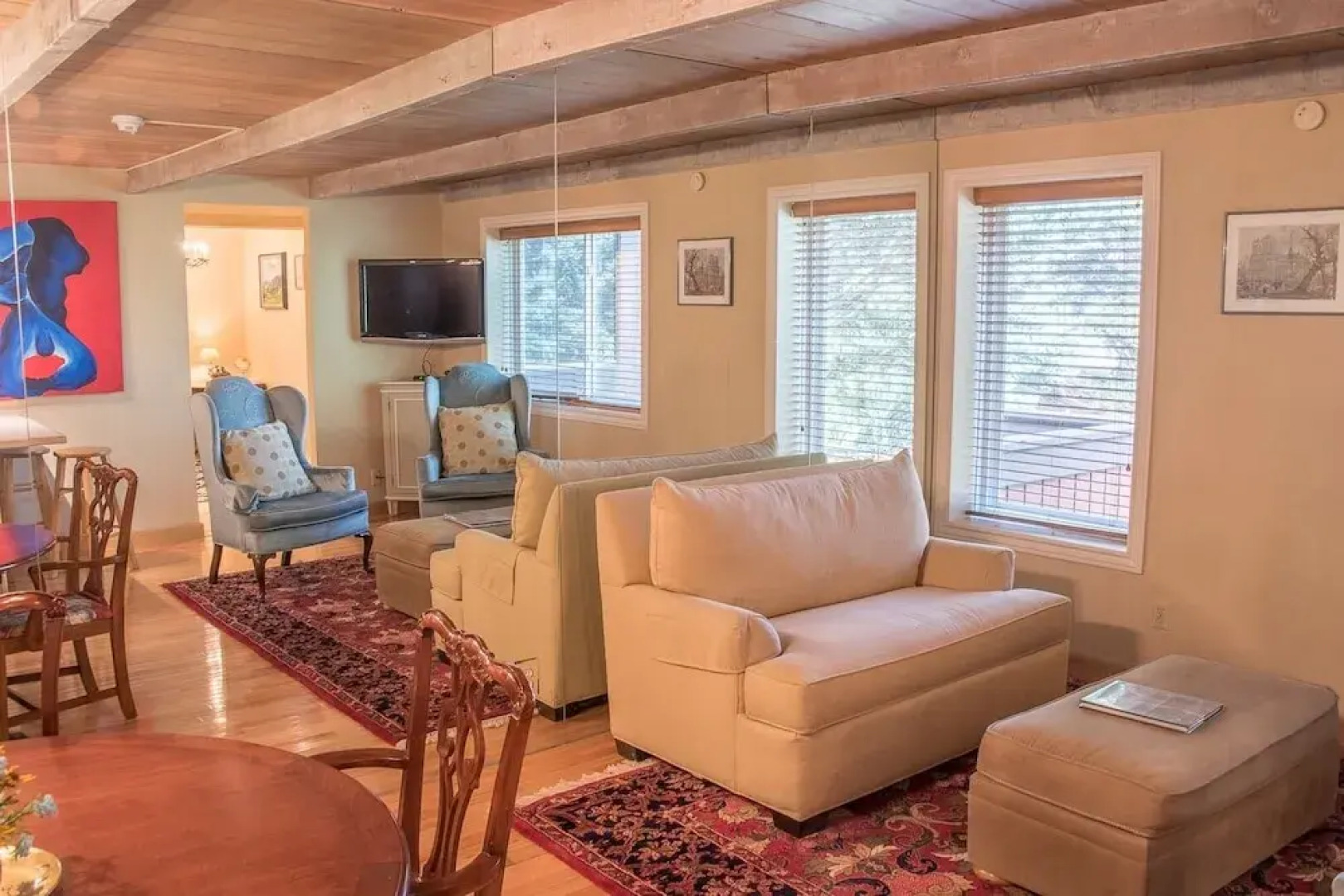 Atelier 1107 - 2 Br Condo