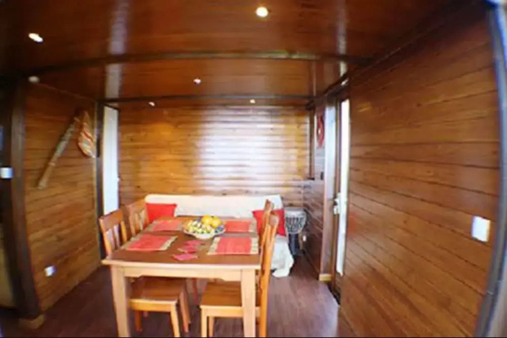 Bungalow with One Bedroom in Petite Ile, with Wonderful Sea View, Furnished Garden And Wifi - 9 Km From the Beach