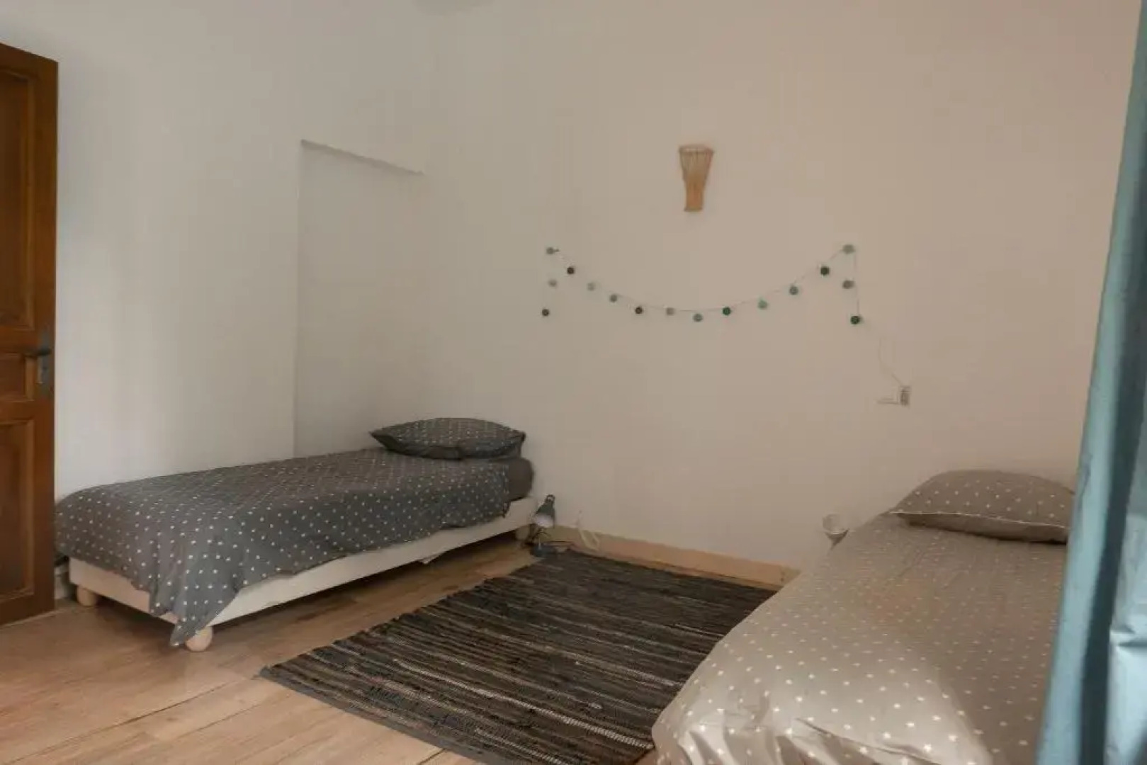 Gites de la Lurette - T3 lumineux et spacieux dans cadre calme et verdoyant