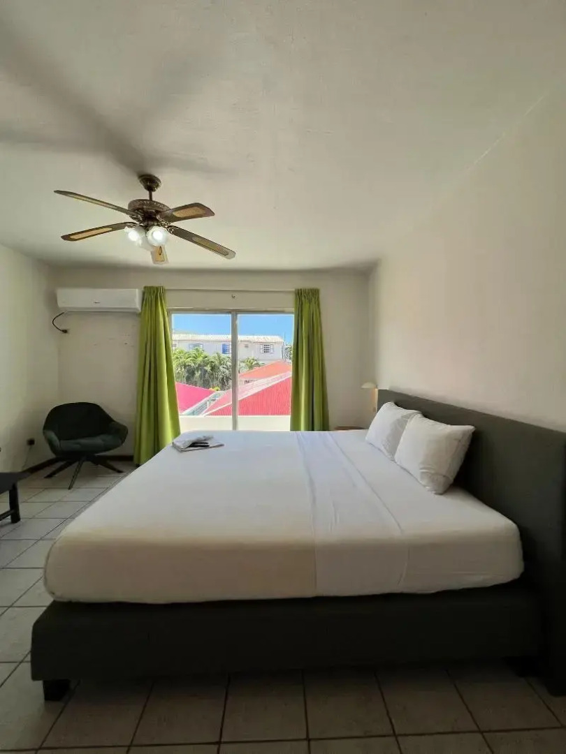 Talk of the Town Inn & Suites