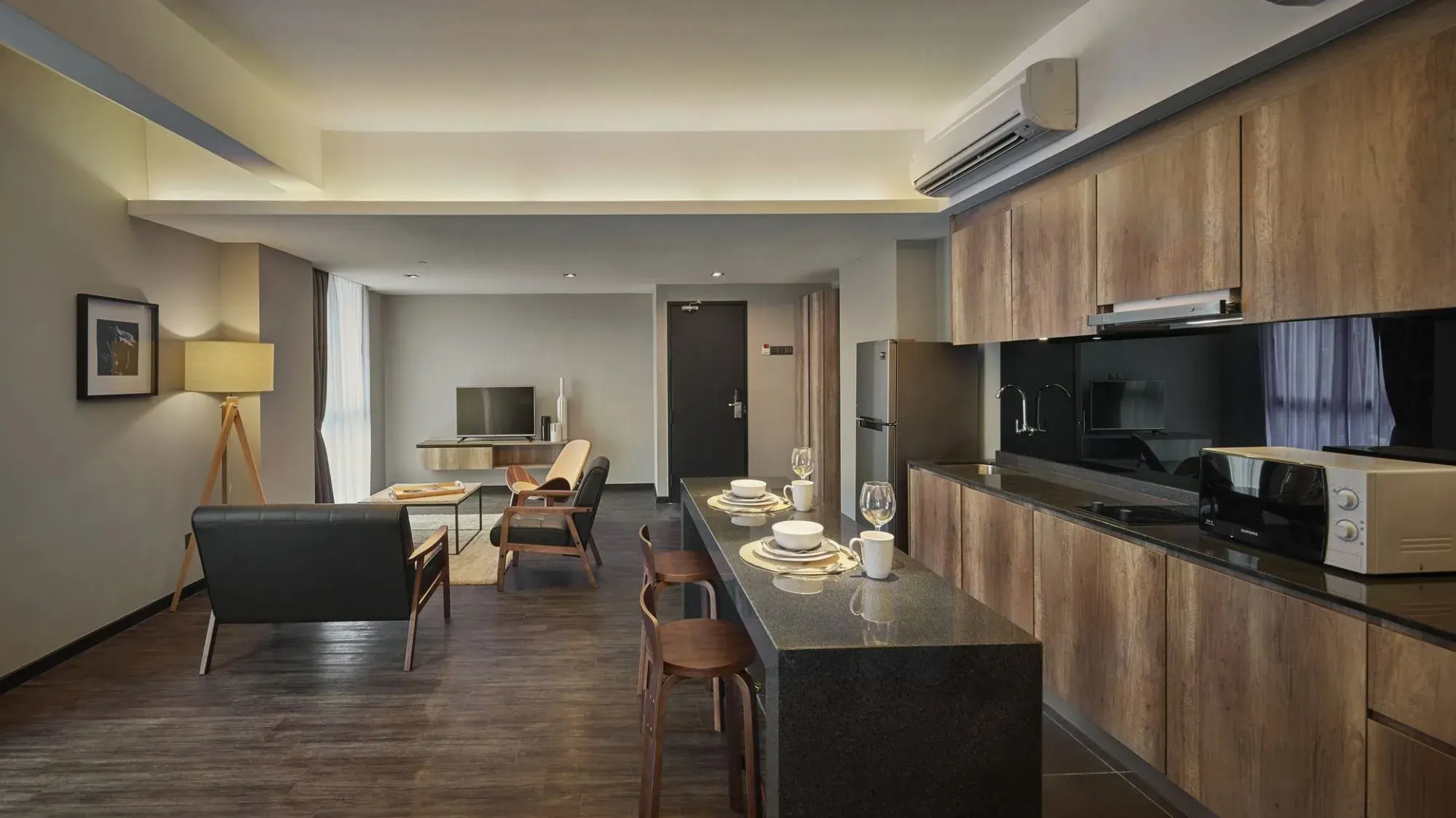 Tropics Eight Suites