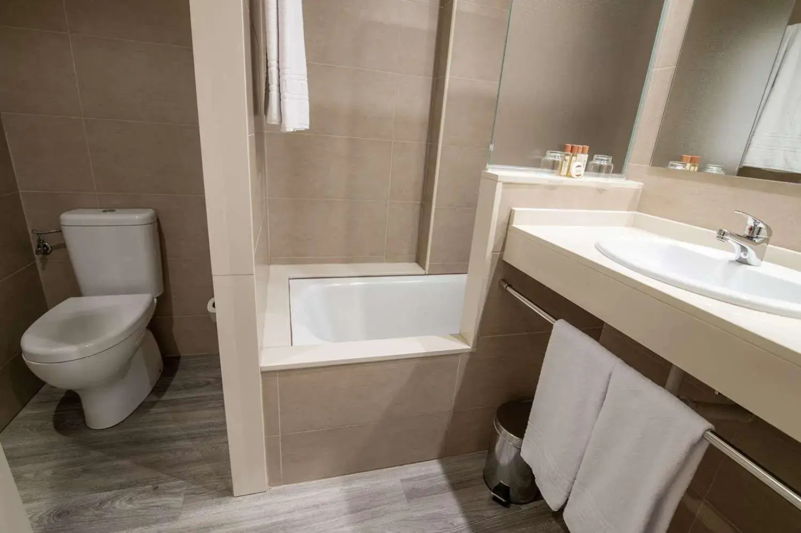 Petit Palace Trencadis