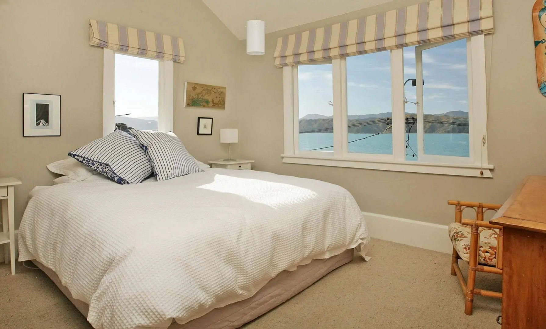 Beachfront Wellington Bed and Breakfast
