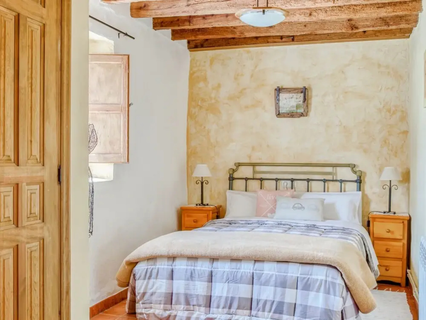 Traditional Cottage in Atauta near Traditional Winery