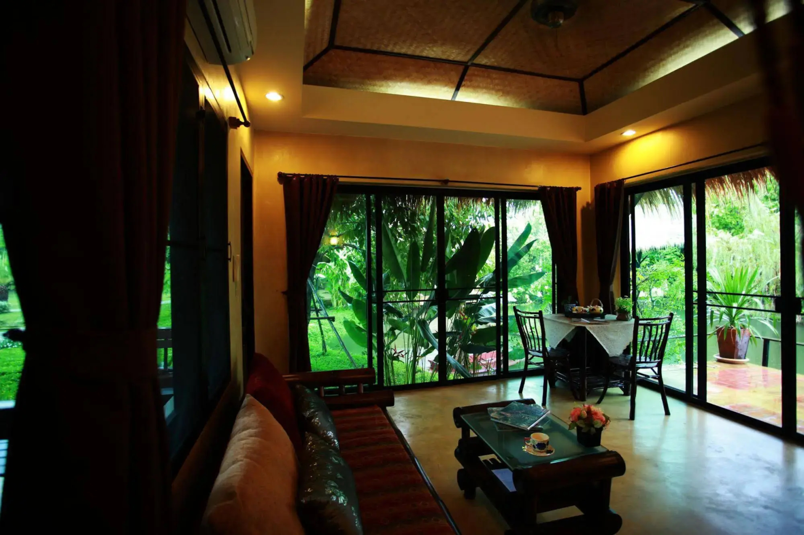 IngNatee Resort
