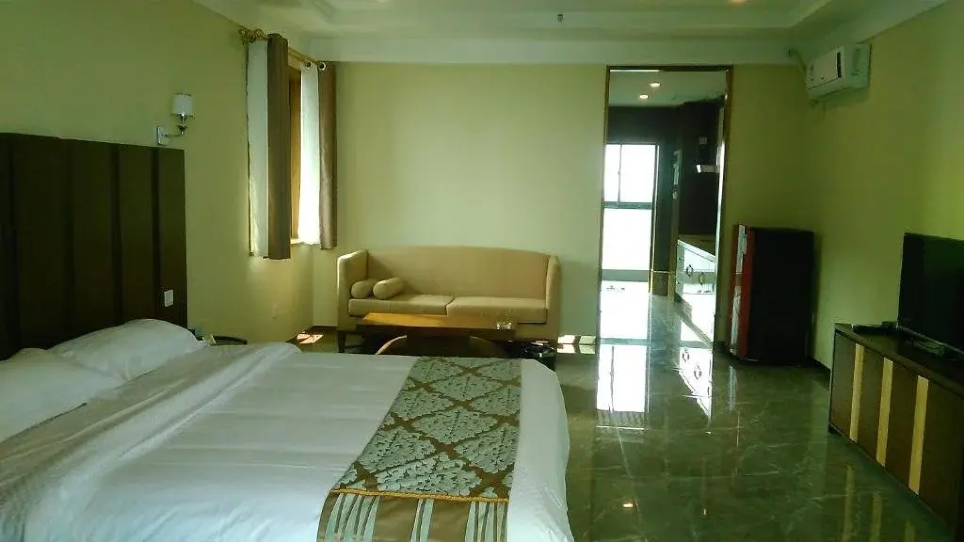 Haikou Xi Hai Hostel