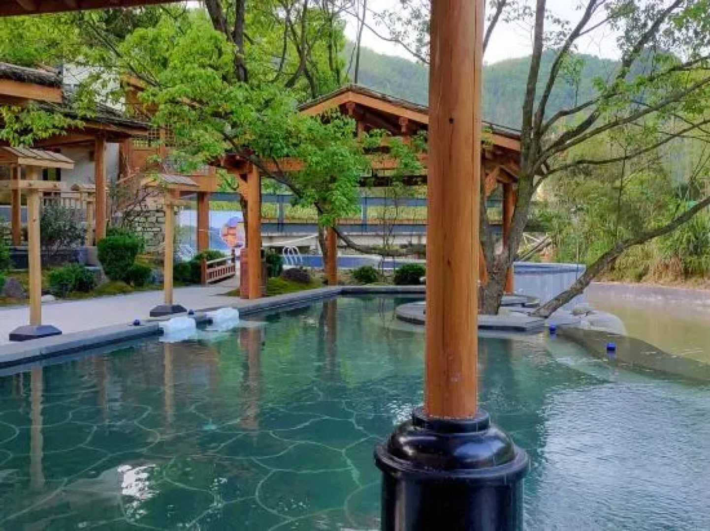 Pure Land Hotspring Resort
