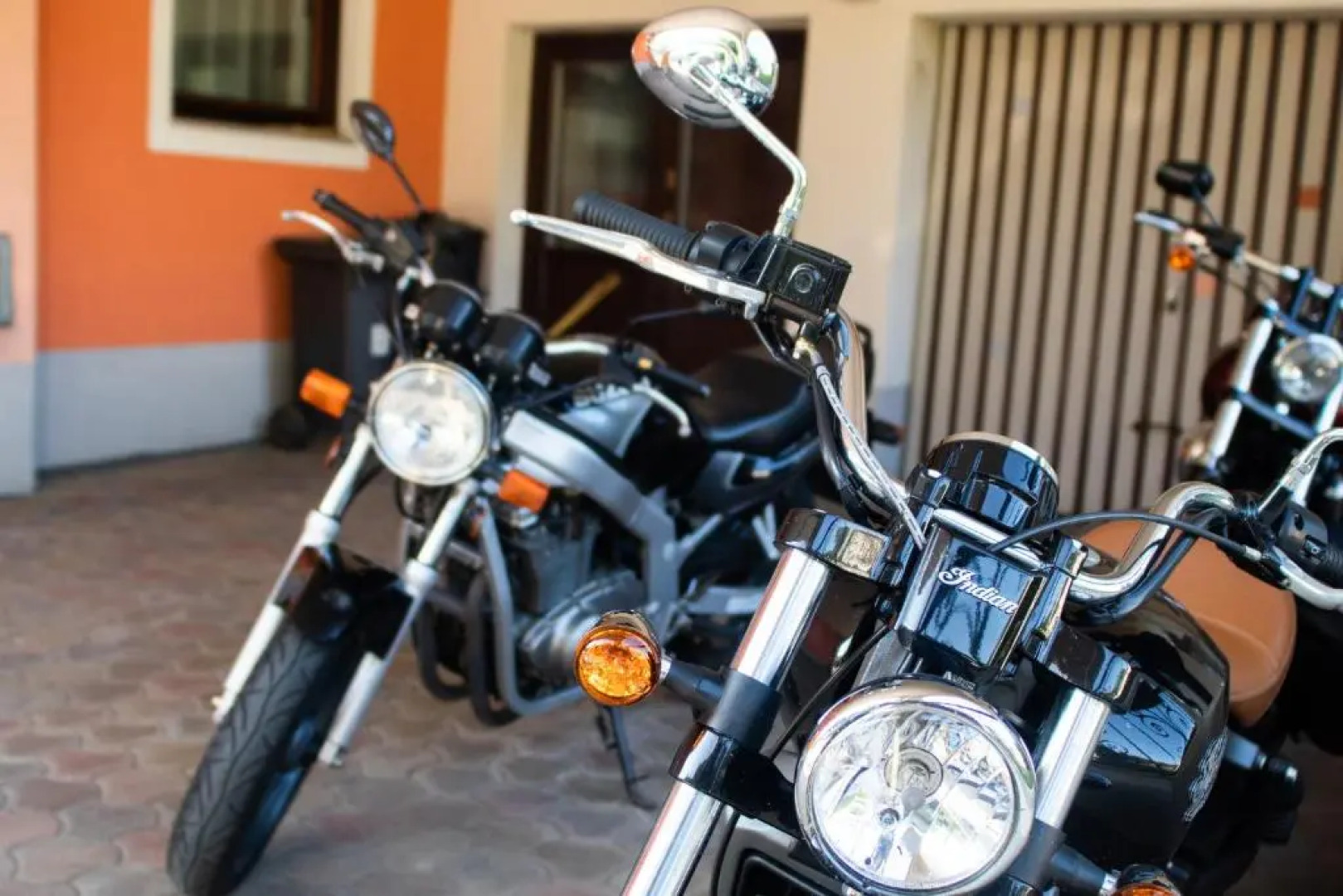 Rooms 73 - Helga Bartos