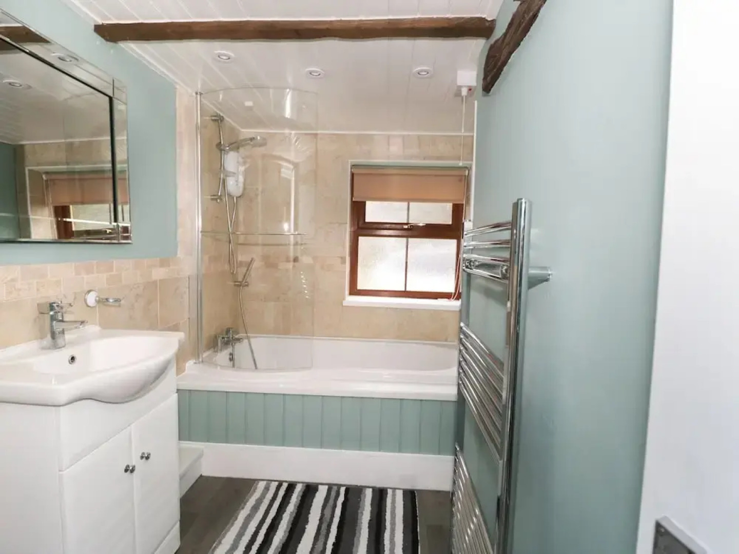 2 Tan Y Marian Uchaf